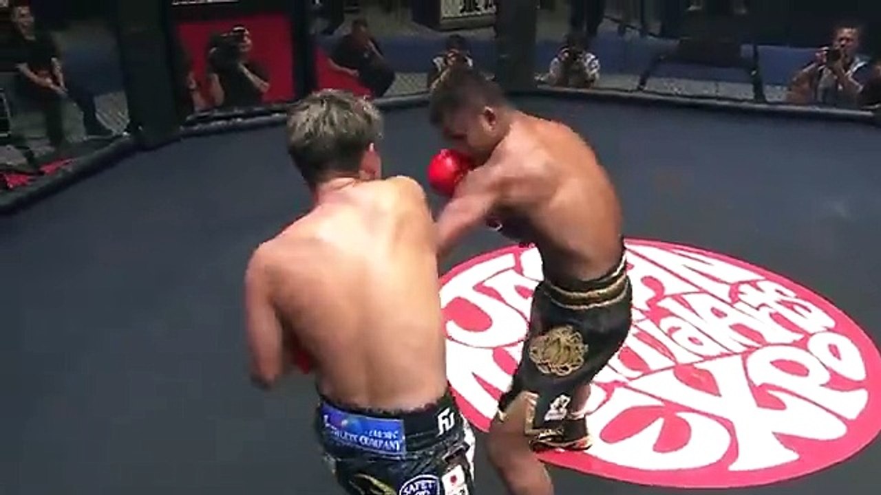 Buakaw Banchamek vs. Kouzi - K1 - FULL FIGHT