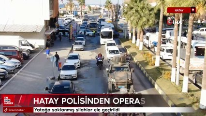 Hatay polisinden operasyon: Yatağa saklanmış silahlar ele geçirildi