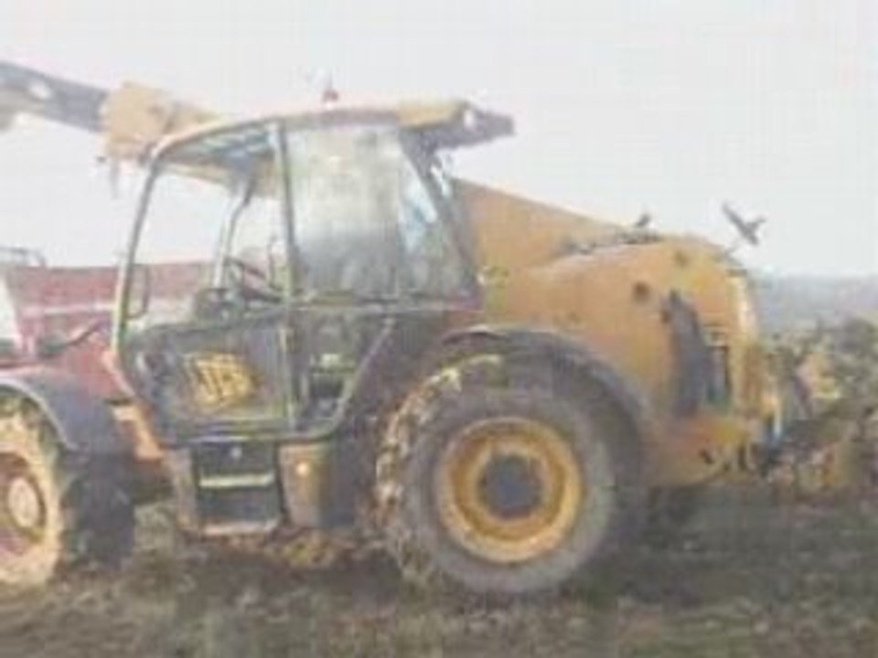 Epandage de fumier avec new hollad tm 175 et sodimac rafal