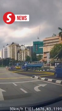 Runaway lorry in the streets of Bangsar