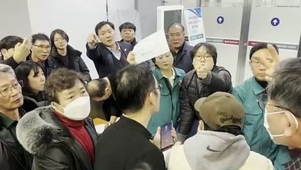 Espera angustiante em Muan; papa reza pelas vítimas