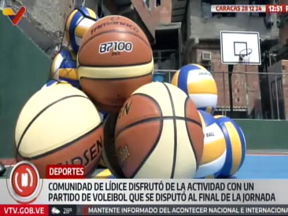 Caracas | Autoridades entregan dotación de implementos deportivos en el sector Campo Elías