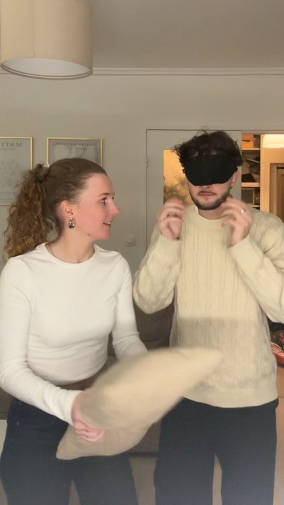 Il protège ses 🍒 coûte que coûte 🤣