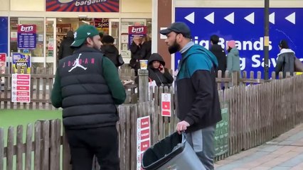 Food is delicious when it’s free _ making notes of people phone _ joker pranks amazing reaction 2024