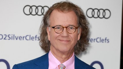 GALA VIDEO - André Rieu marié à Marjorie depuis bientôt 50 ans : "C’est à la fois fou et formidable"