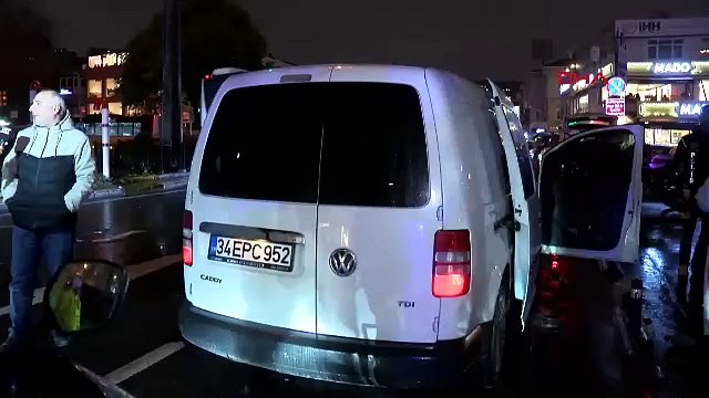 İstanbul - İstanbul Emniyet Müdürü Yıldız, Eyüpsultan ve Gaziosmanpaşa’da düzenlenen uygulamalara katıldı