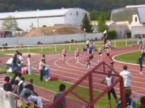 Relais minimes filles à Val de Reuil 27 avril 2008