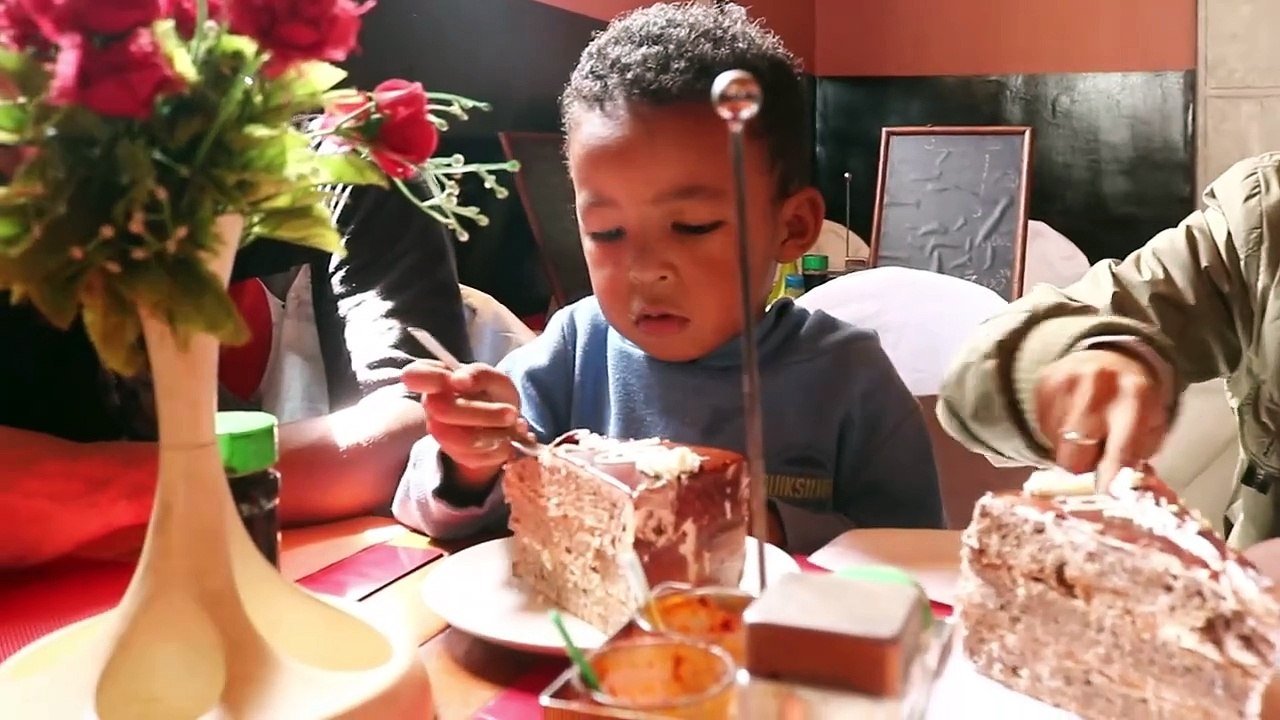 Le gâteau de cacahouète  traditionnel Malgache