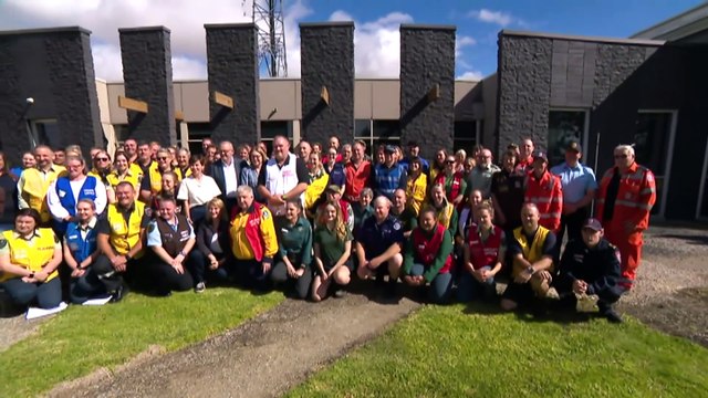 Relief rushed to workers held up by bushfires in Western Victoria