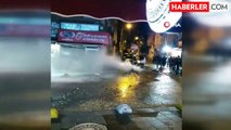 Kadıköy'de Patlayan Kanalizasyon Borusu Dükkan Zararına Yol Açtı