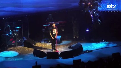 LIVE: Zayn performando What I Am no seu show, em Londres [Legendado PT/BR]