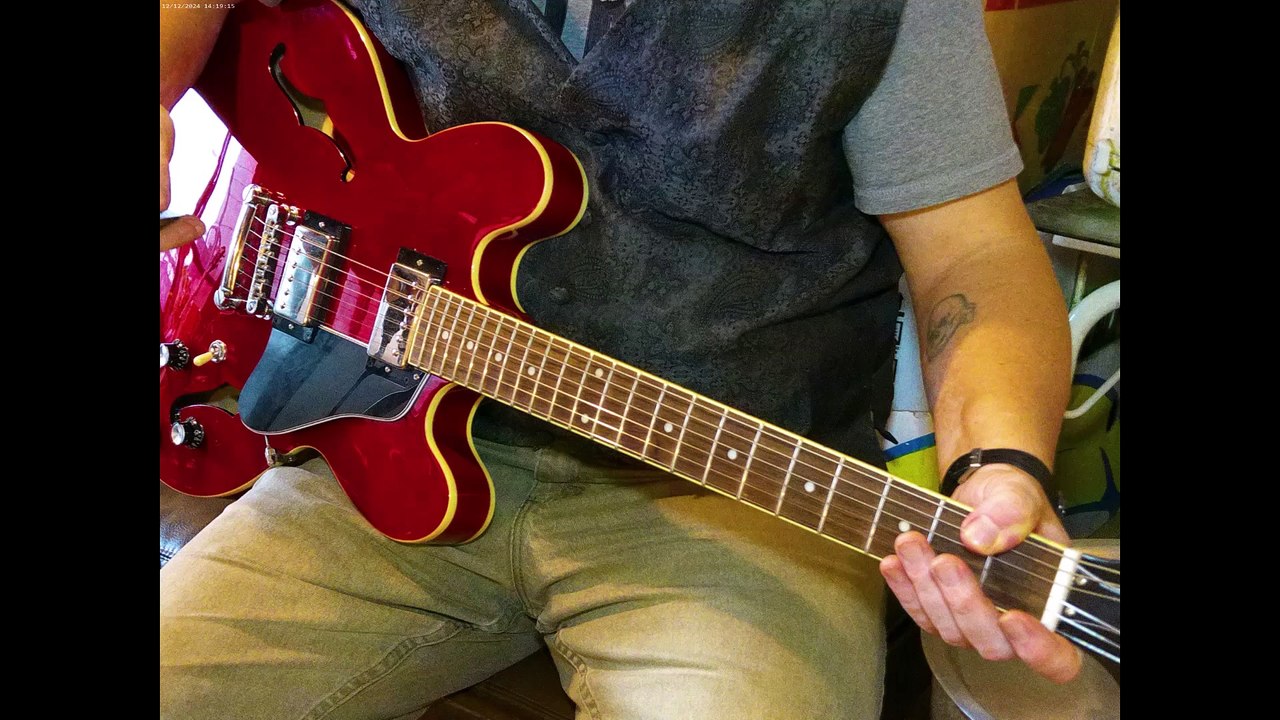 La guitare clean channel de genre Romancing the soft Rock