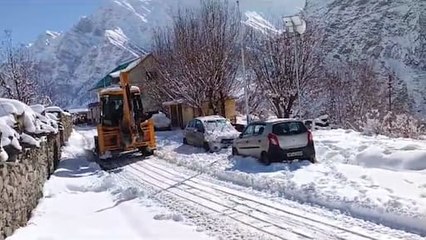 हिमाचल में हर तरफ बर्फ की चादर, नजारे देख जन्नत का होगा अहसास #Shorts