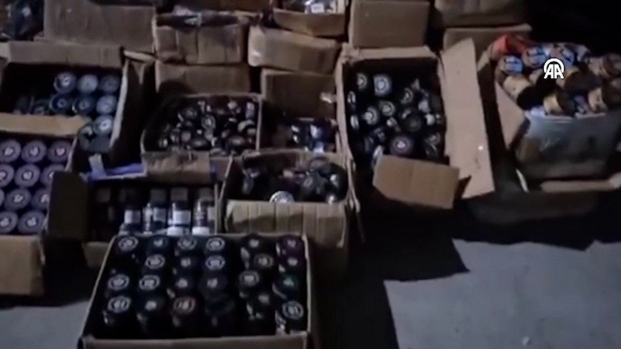 Adana'da 2 ton 80 kilogram kaçak nargile tütünü ele geçirildi