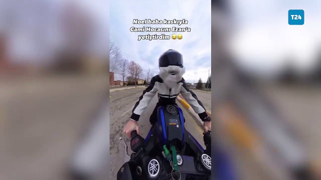 Motosikletle camiye yetişen imam sosyal medyada gündem oldu