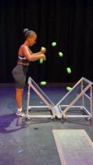 7 Ball Bounce Juggling