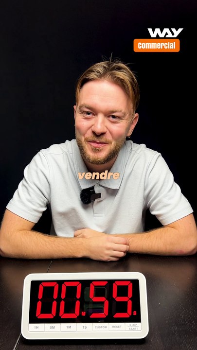 Il passe sa vie au téléphone ? ⏱️ Gédeon est commercial, mais il prend le temps de conseiller les personnes avec qui il échange. Il travaille en région parisienne, depuis peu. Il répond à tous les clichés sur son métier dans cette vidéo.