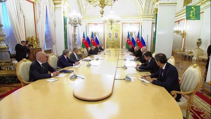 Azerbaiyán acusa a Rusia de intentar ocultar las causas del accidente aéreo