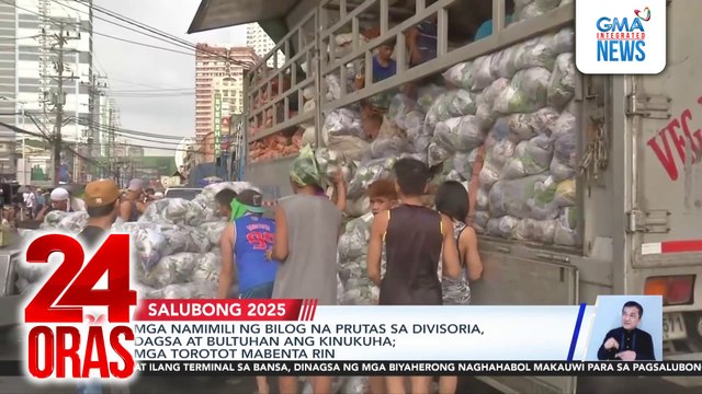 Mga namimili ng bilog na prutas sa Divisoria, dagsa at bultuhan ang kinukuha; Mga toroto mabenta rin | 24 Oras