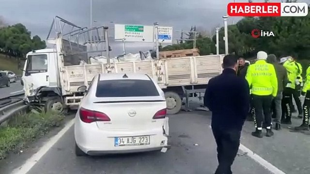 TEM Bağlantı Yolu'nda Zincirleme Kaza: 8 Yaralı