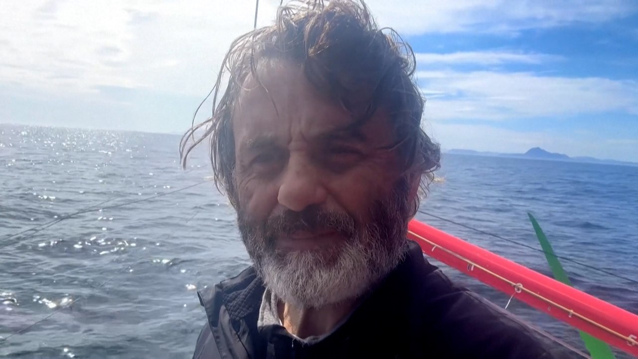 Vendée Globe : Yannick Bestaven, tenant du titre, contraint à abandonner sur avarie