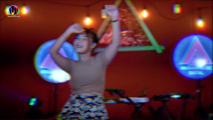 Kalah Dalam Bercinta - DJ Ozy Rahayu [Official Music Video]