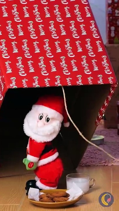 That is a Dancing Santa toy🎄🎁🎅 Naughty Girl try to trap Santa