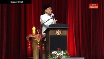 “Saya mahu penjawat awam menjadi contoh perkhidmatan terbaik”- PM