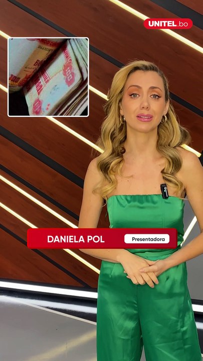 Una mujer encontró varios fajos de dinero en la calle, decidió no tocar los billetes e inmediatamente llamar a la Policía