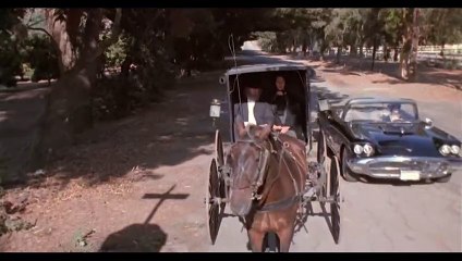 Elvira: Mistress of the Dark - hello