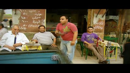 عرف ان ابنه نصب علي نص المنطقة وخد الفلوس وسافر بيها ... #الحارة