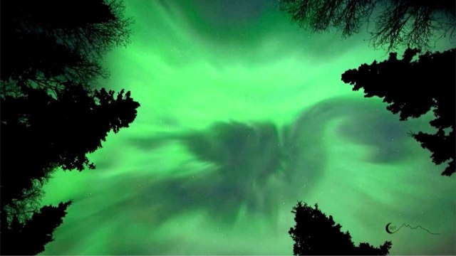 Videographer Stuns With This Amazing Time Lapse Video of the Aurora Borealis