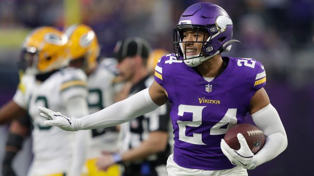 Vikings Down Packers, Setting Up Battle for NFC North Crown