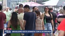 Brasileiro está mais otimista com a economia do país, diz pesquisa