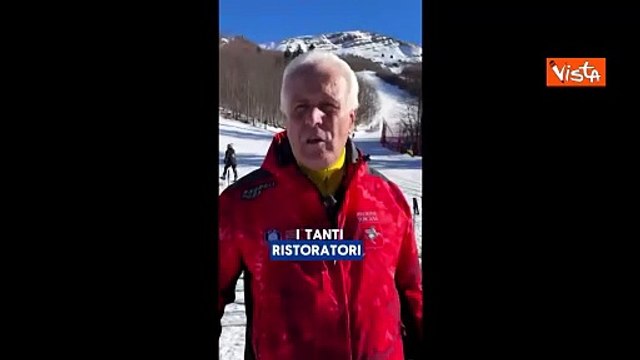 Giani scia sulle piste innevate del Passo dell'Abetone: Viva la montagna pistoiese e la Toscana
