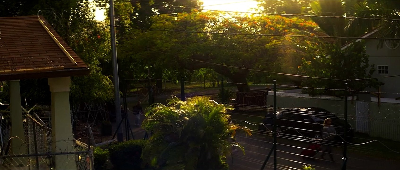 LES LOUPS-GAROUS Trailer Will Haunt You (2025)