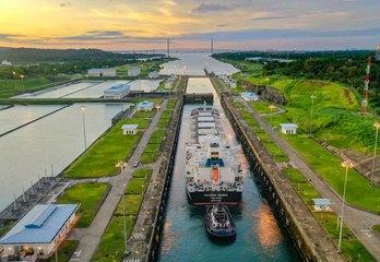 Peajes en el Canal de Panamá