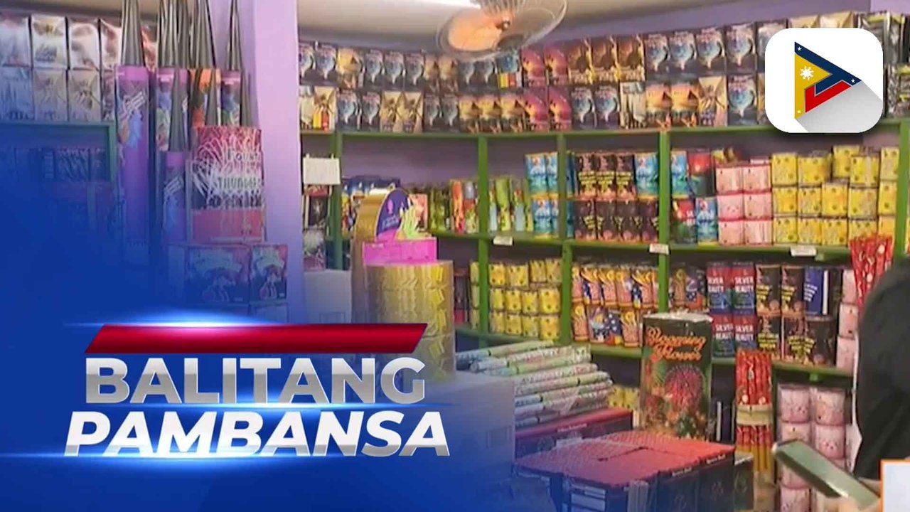 Pagdating ng mga mamimili ng paputok sa Bocaue, Bulacan, patuloy