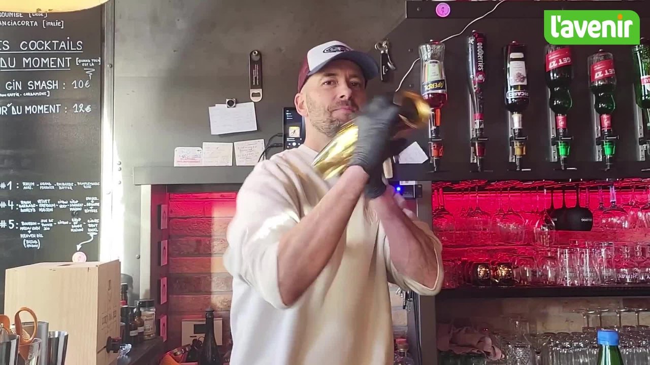 Justine Donnay et Christophe Wintgens de la Mélomane à Herve détaillent la façon de réaliser leur cosmopoli-thé