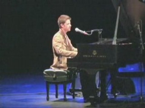 Brendan James @ Memorial Hall – Hero’s Song