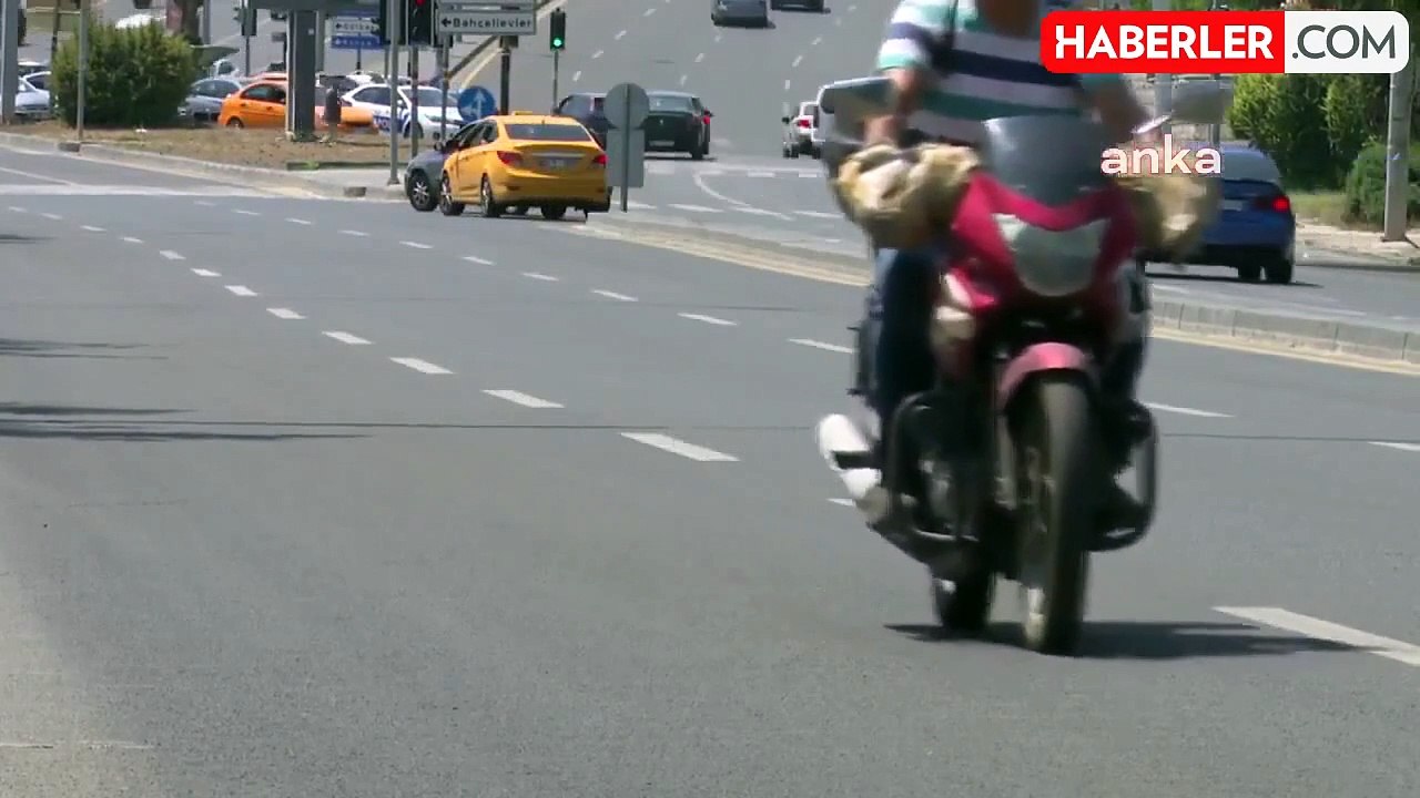 İstanbul Valiliği yıllbaşı tedbirlerini açıkladı: Kadıköy, Beyoğlu, Şişli ve Beşiktaş'ta bazı yollar saat 14.00'ten itibaren kapatılacak