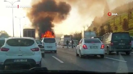 İstanbul'da yolcu otobüsünde yangın