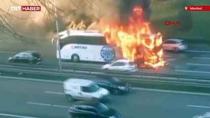 Bağcılar'da yolcu otobüsünde yangın