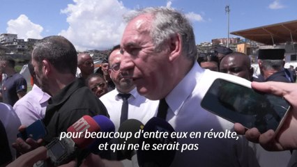François Bayrou veut remettre Mayotte "debout" après le passage du cyclone Chido
