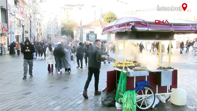 Taksim’de yılbaşı hazırlıkları