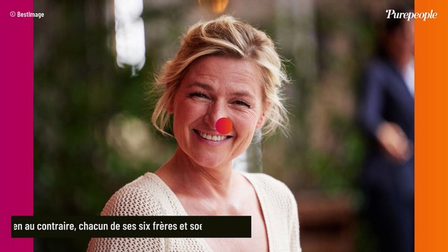 Anne-Elisabeth Lemoine issue d'une grande famille de 7 enfants : son frère Benjamin se démarque, la journaliste très fière