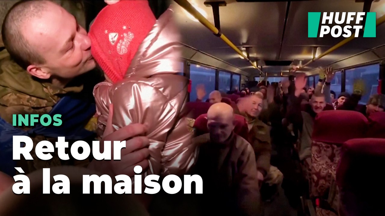 En larmes, ces familles retrouvent des proches prisonniers après un échange Russie-Ukraine