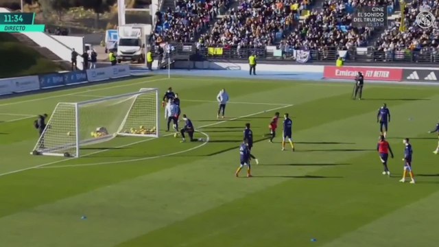 ¡Qué locura, Vini, qué locura! Regate descomunal y golazo imparable para dejar K.O. a Courtois, para verlo una y otra vez