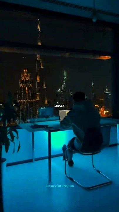 ✨ Unleash Your Inner Artist & Crypto Mastermind in 2025 with HussainiTrading Tycoon