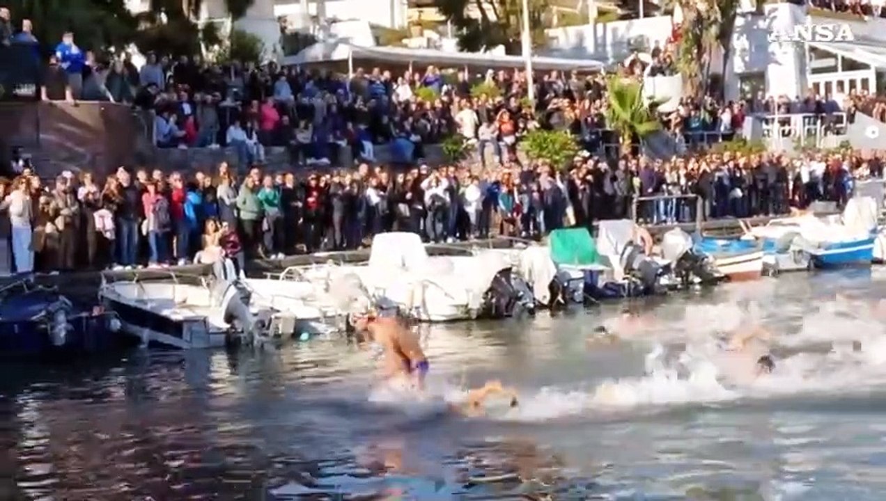 Catania, la 63/a edizione della "San Silvestro a mare"